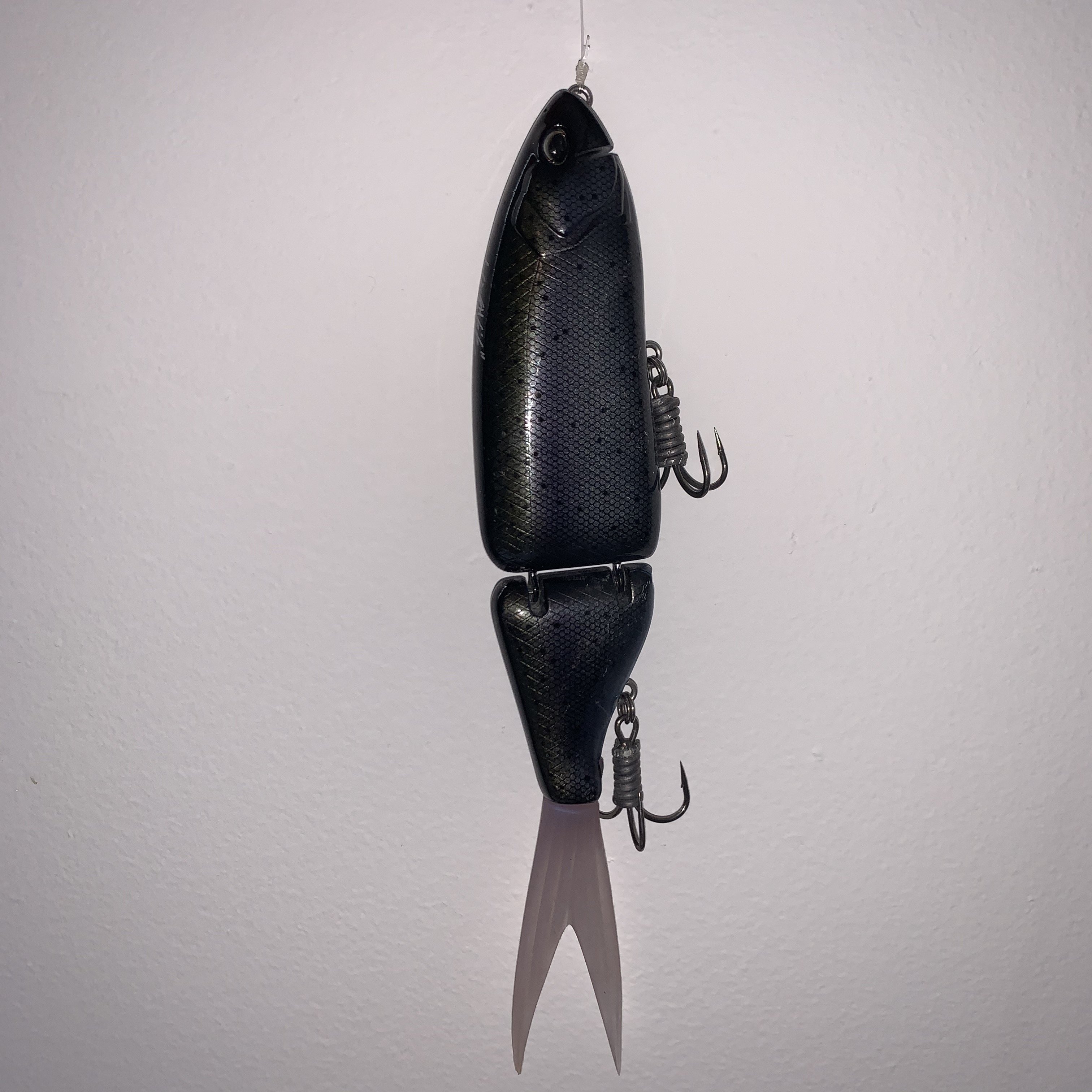 TINY KLASH DRT TROUT COLOR WITH V TAIL - Black Market - Swimbait