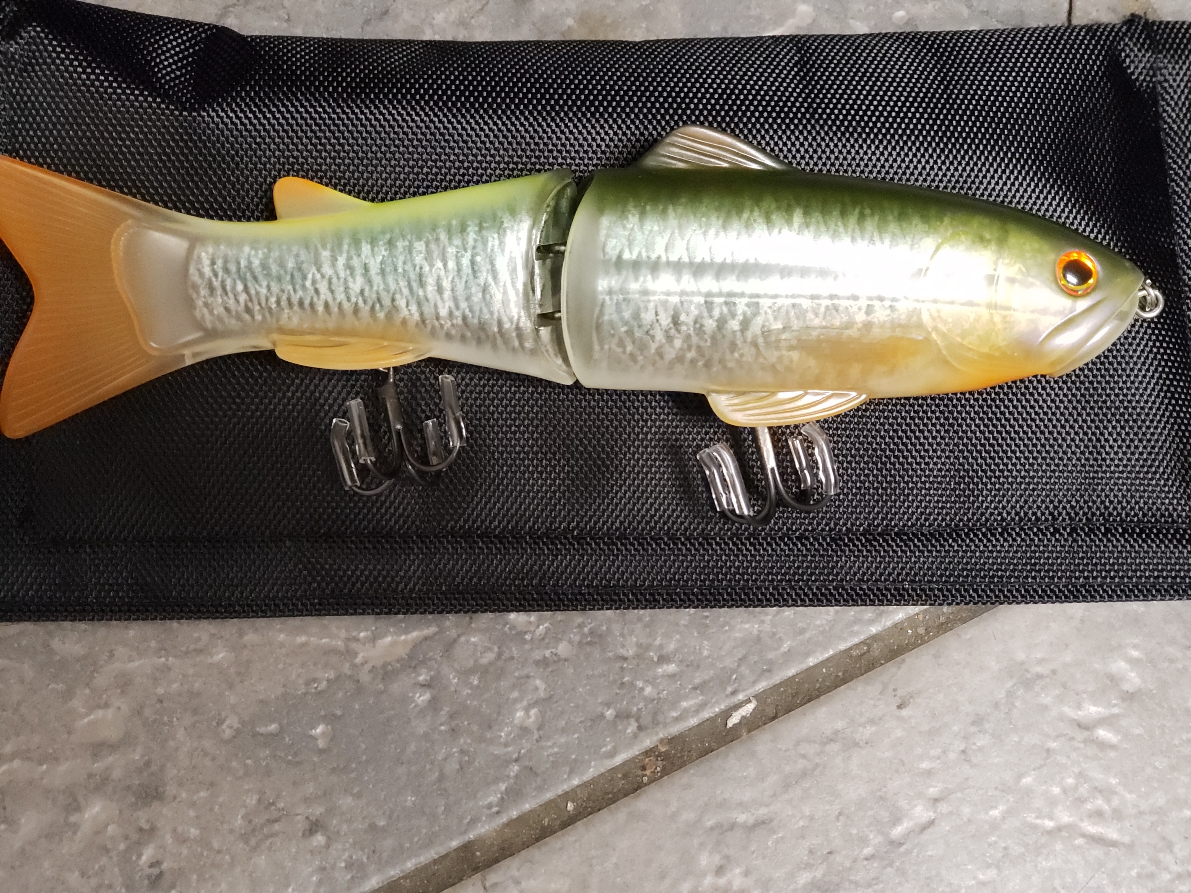 Deps 250 Real Keta Hasu - Black Market - Swimbait Underground Deps 250 Real Keta Hasu - Black Market - Swimbait Underground