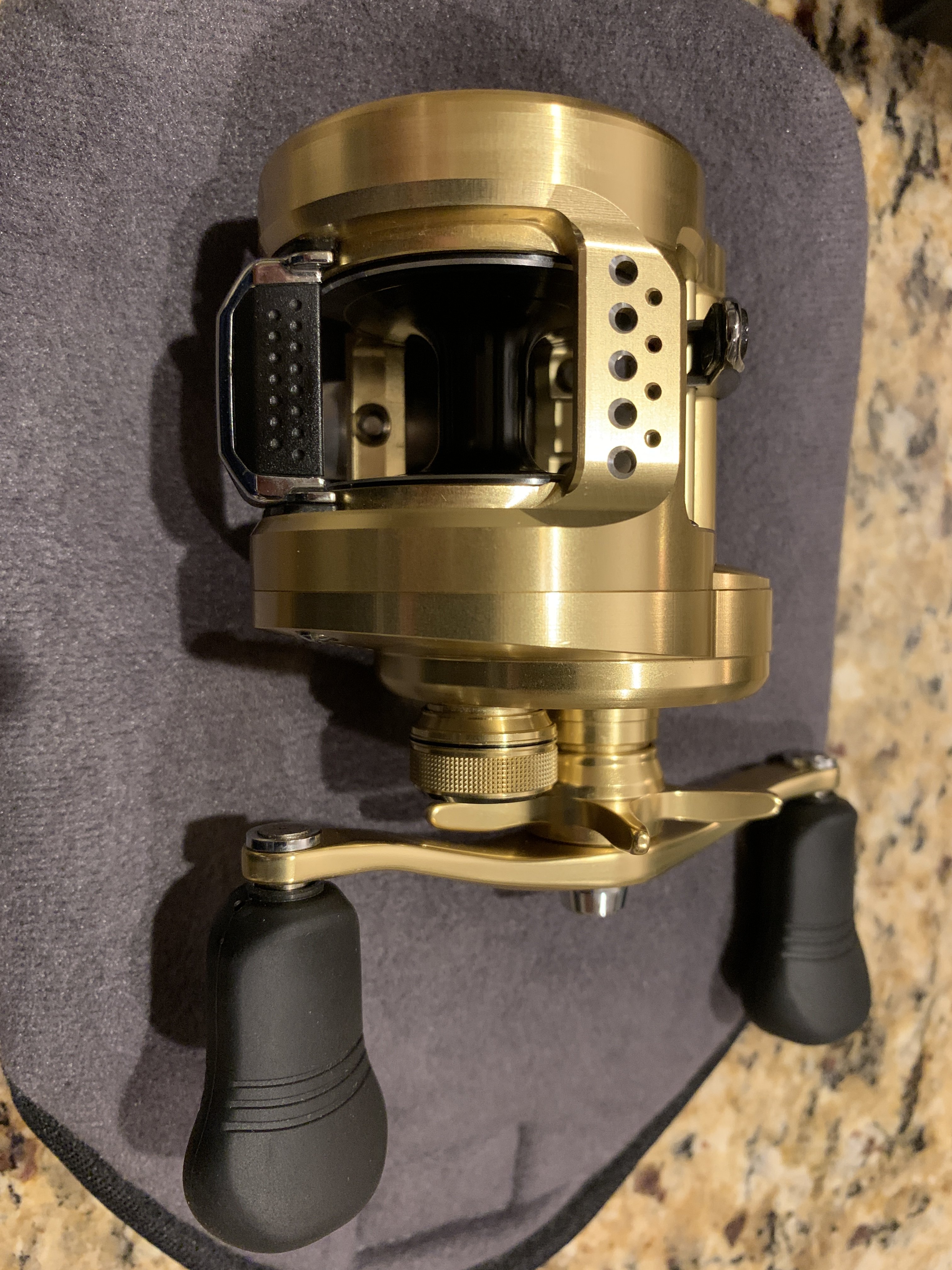 Shimano Calcutta conquest 300 and Varial handle! - Black Market