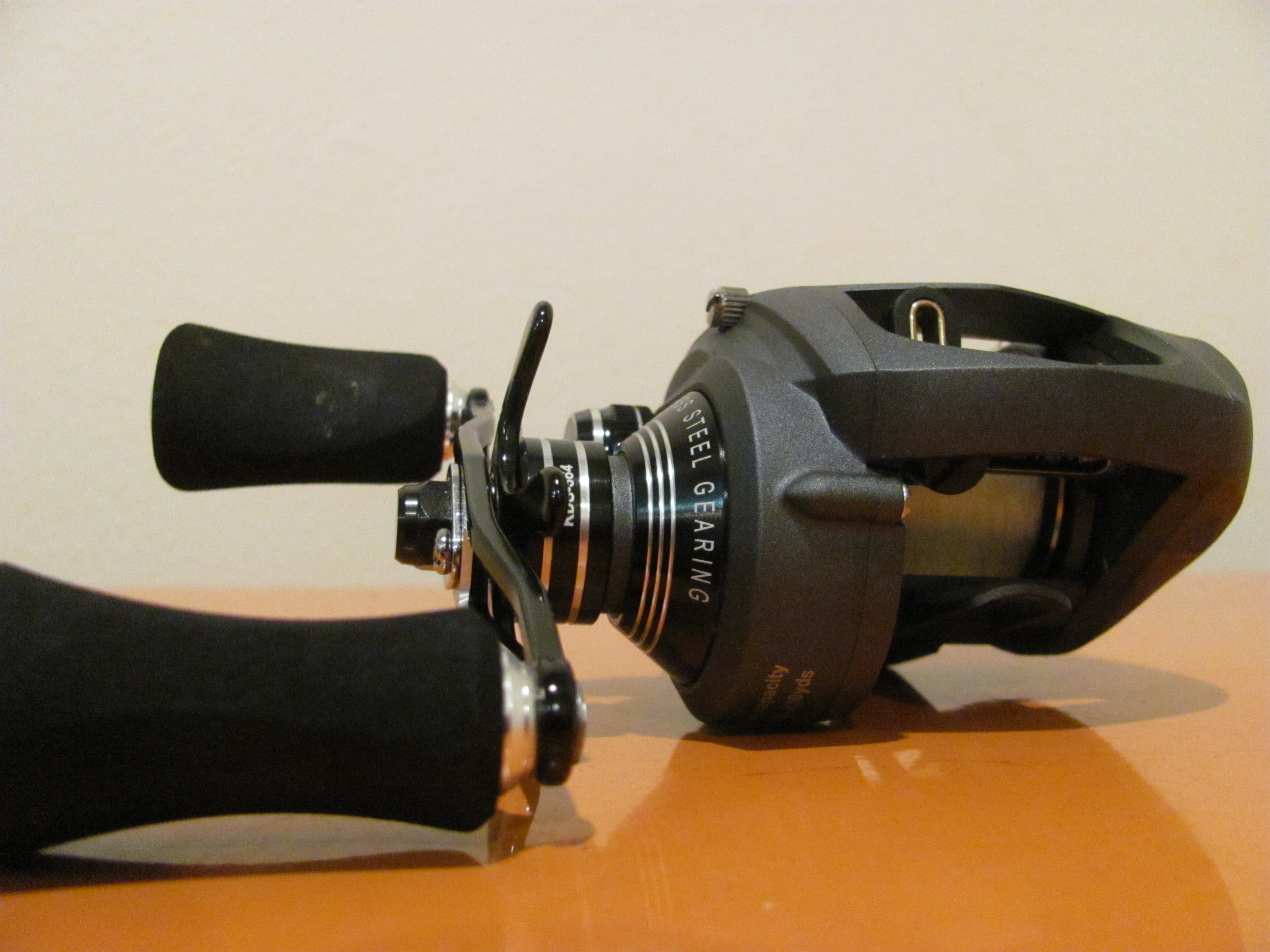 Okuma Komodo SS KDS-364 Casting Reel - Black Market - Swimbait Underground