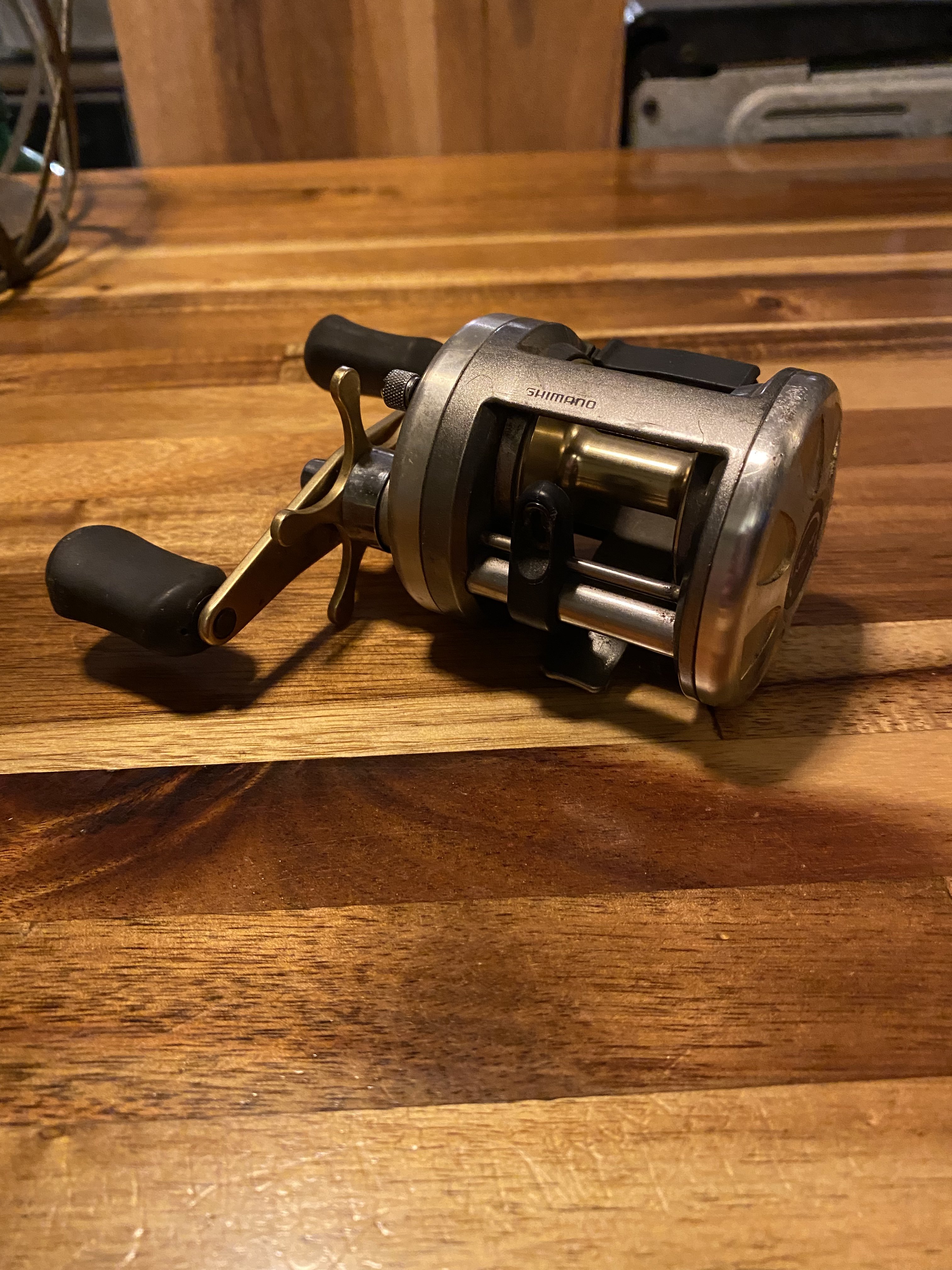 Shimano Cardiff 300A - Black Market - Swimbait Underground