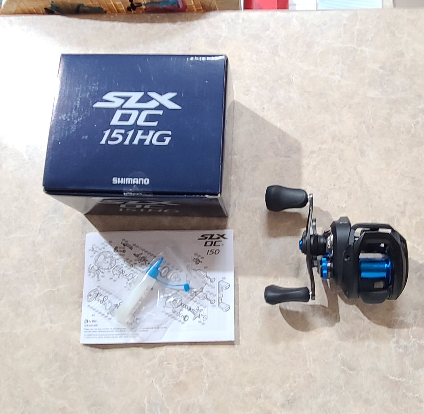 SHIMANO 17CHRONARCH151HG 箱付き Shimano SLX DC 151HG - Black Market - Swimbait Underground