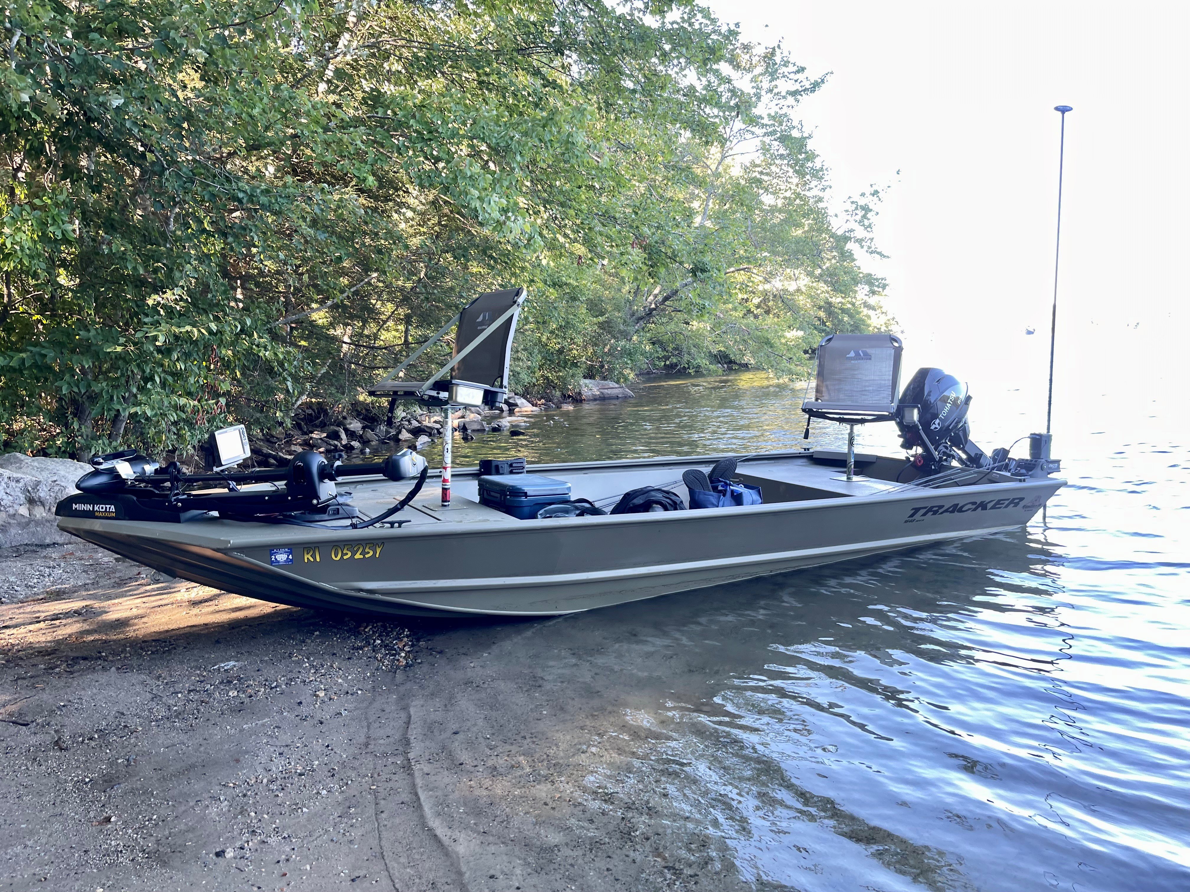 New Boat Build-Tracker Grizzly 1648 - The Underground - Swimbait
