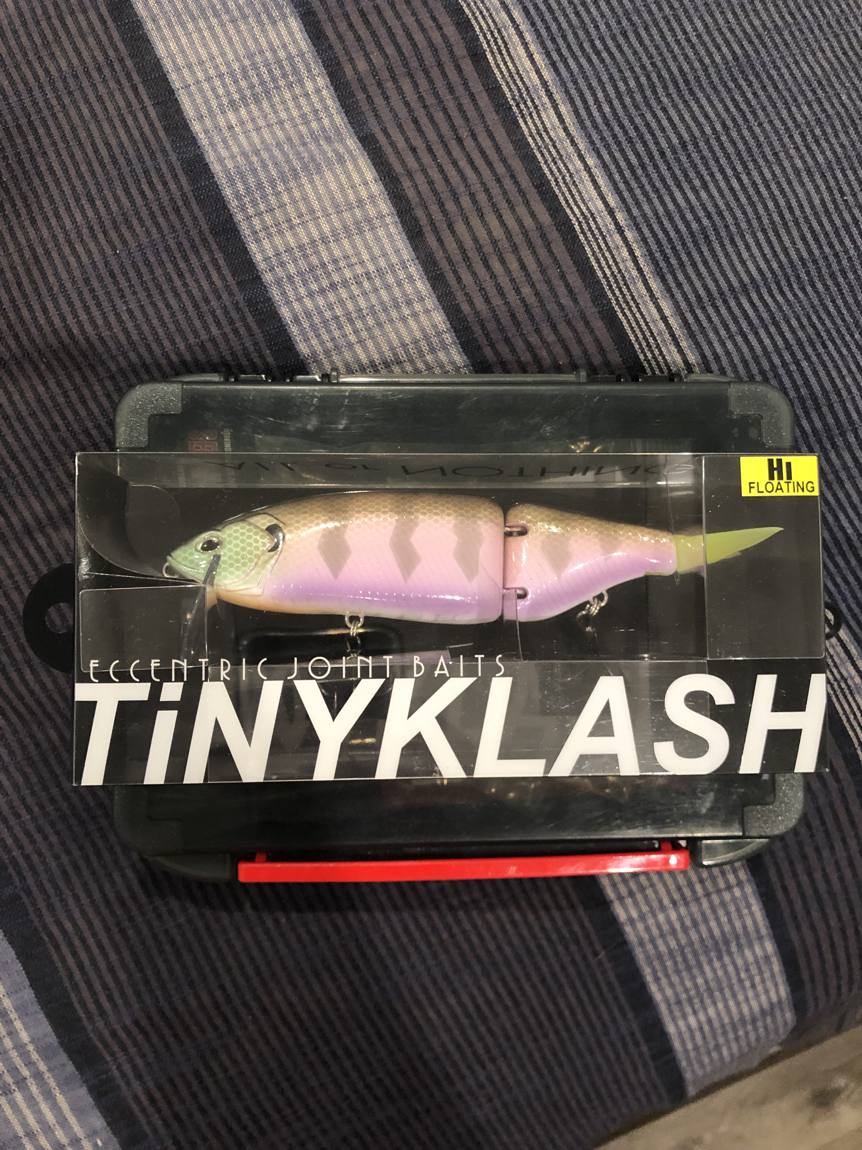 Amazon.com: DRT Crash Ghost Toxic Gill BL8NKT Outdoors Bass