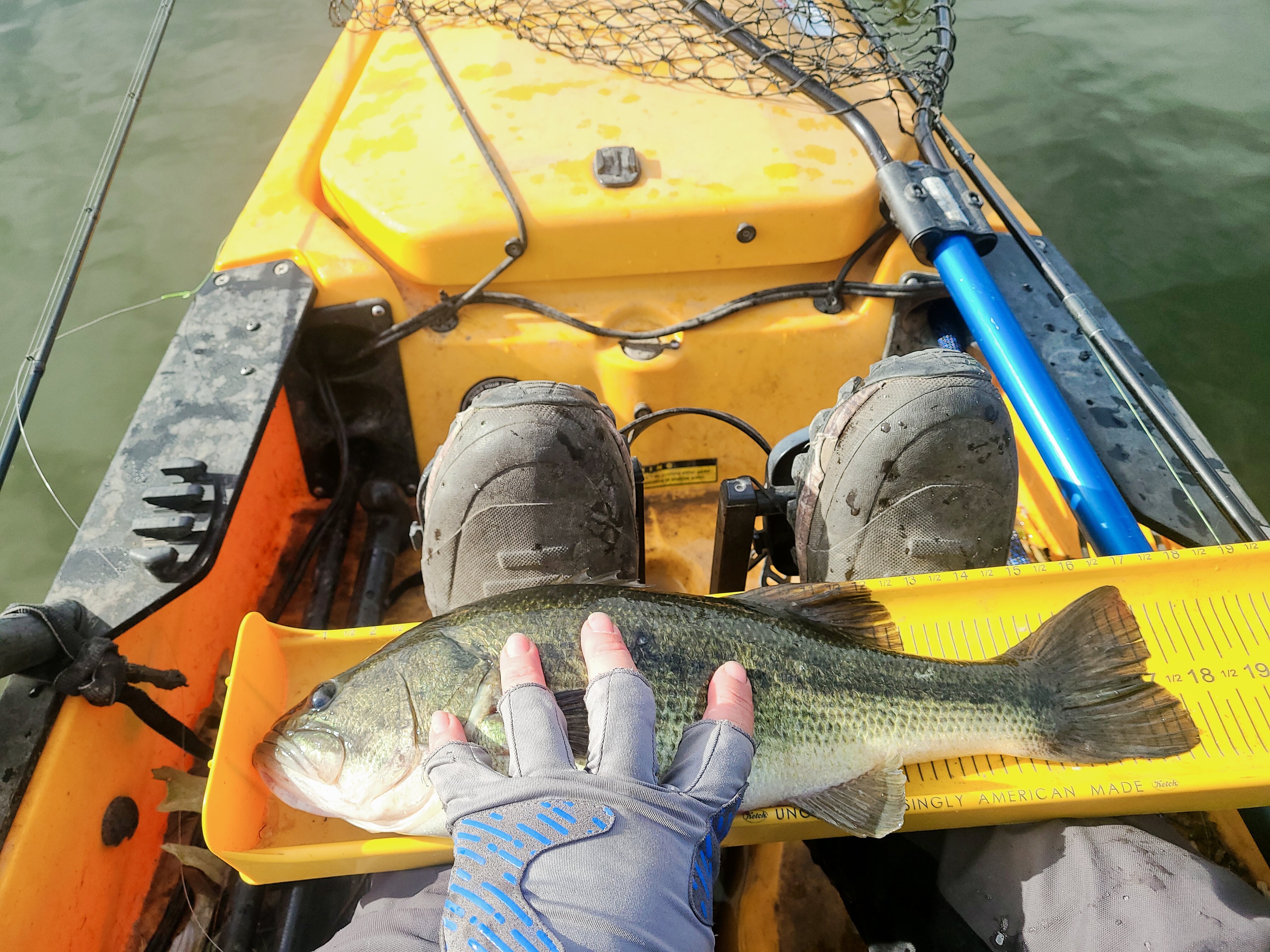 Throwing Stickbaits From The Kayak