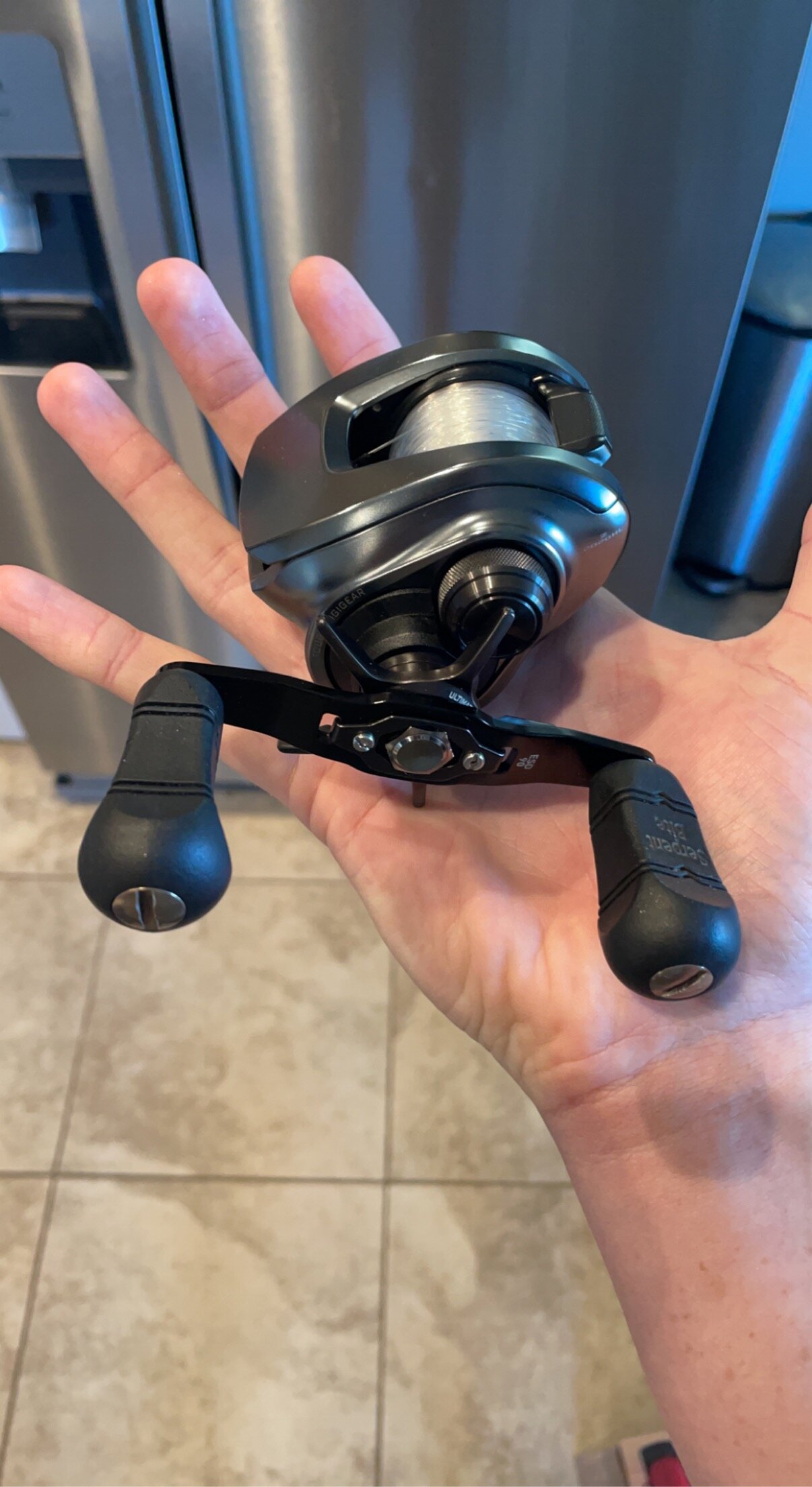 Daiwa z2020HL - Black Market - Swimbait Underground Daiwa z2020HL - Black Market - Swimbait Underground