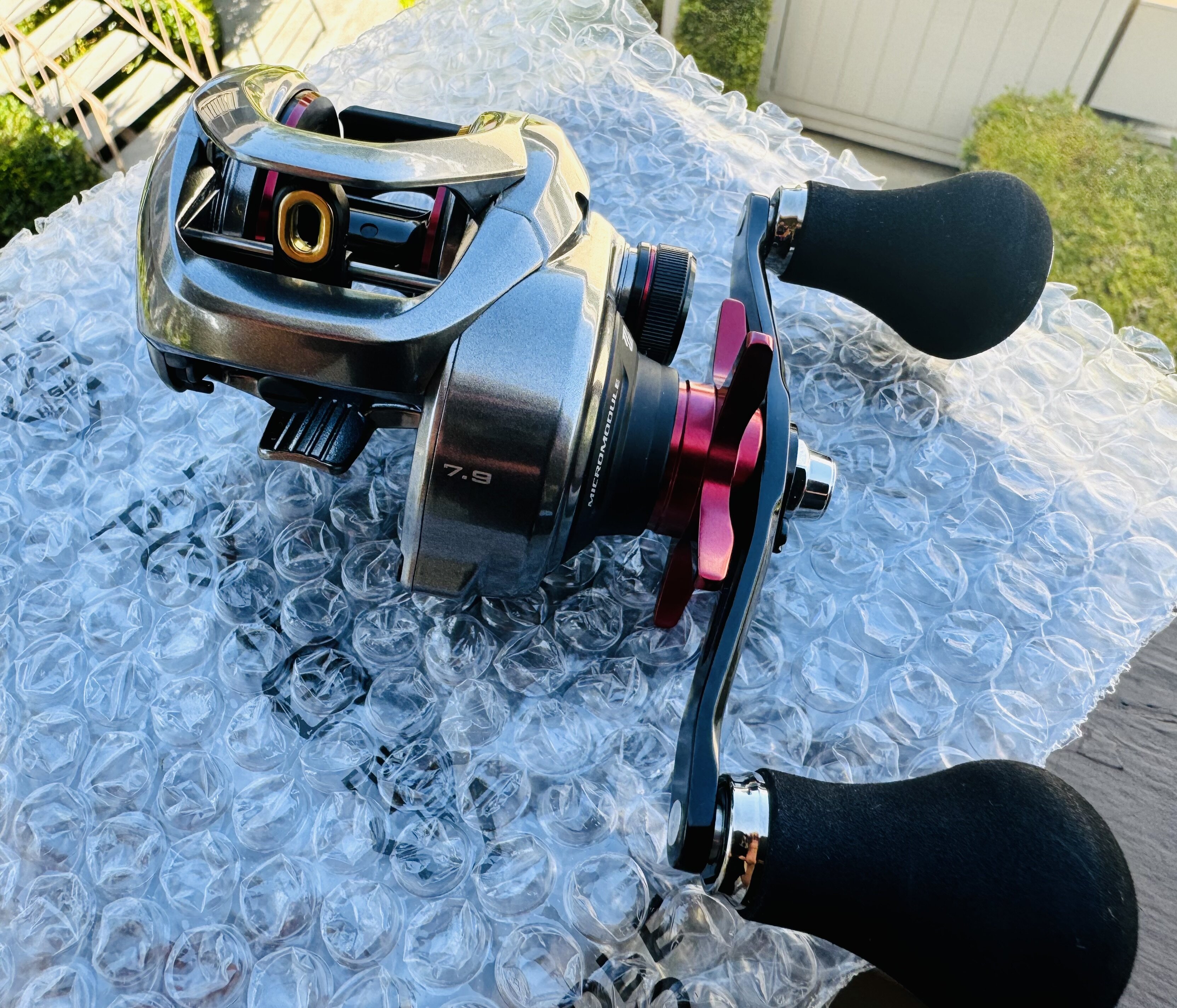 Shimano Scorpion 301 MD XG LH - Black Market - Swimbait Underground
