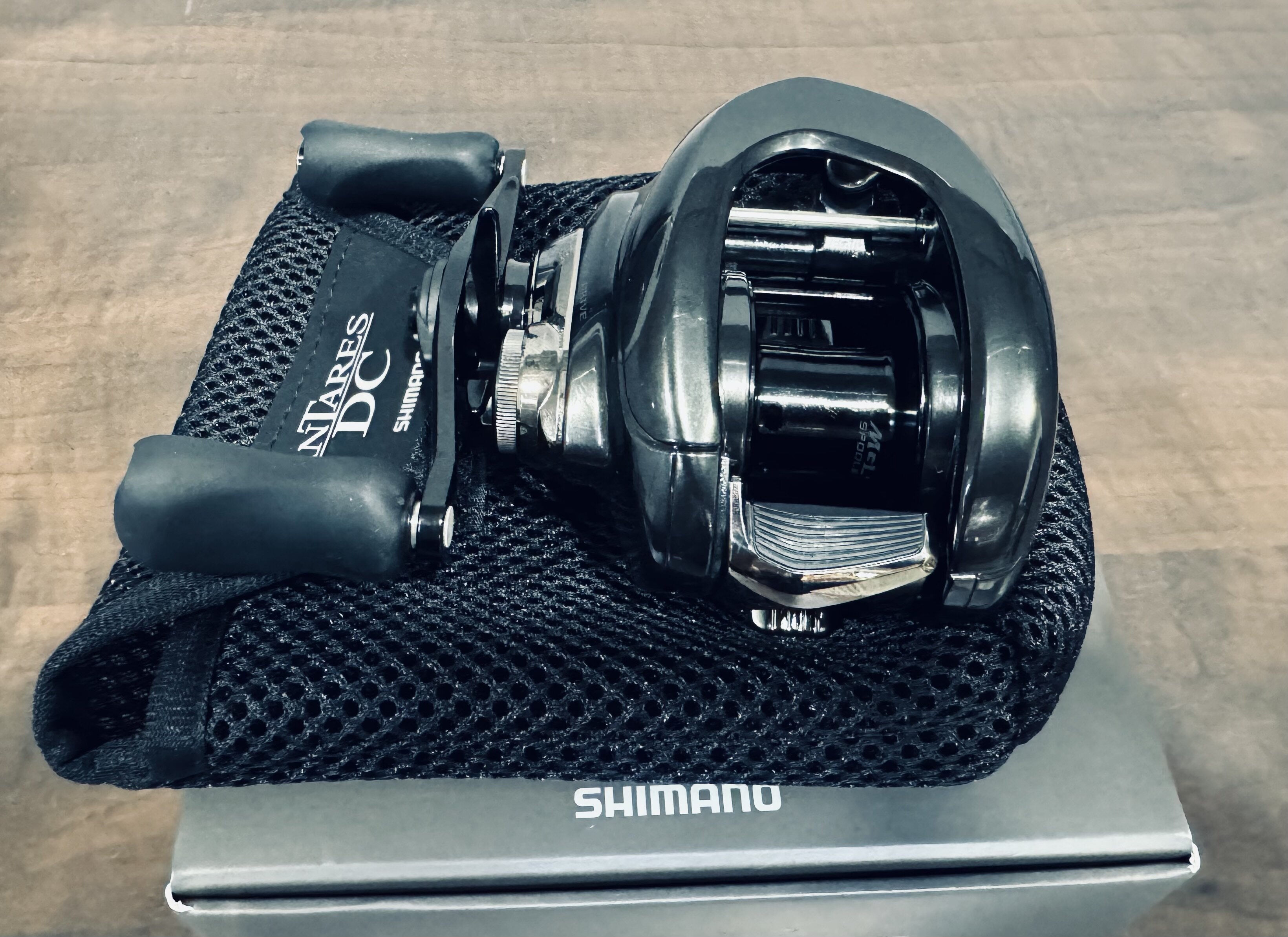 Shimano Antares DC MD XG - Black Market - Swimbait Underground