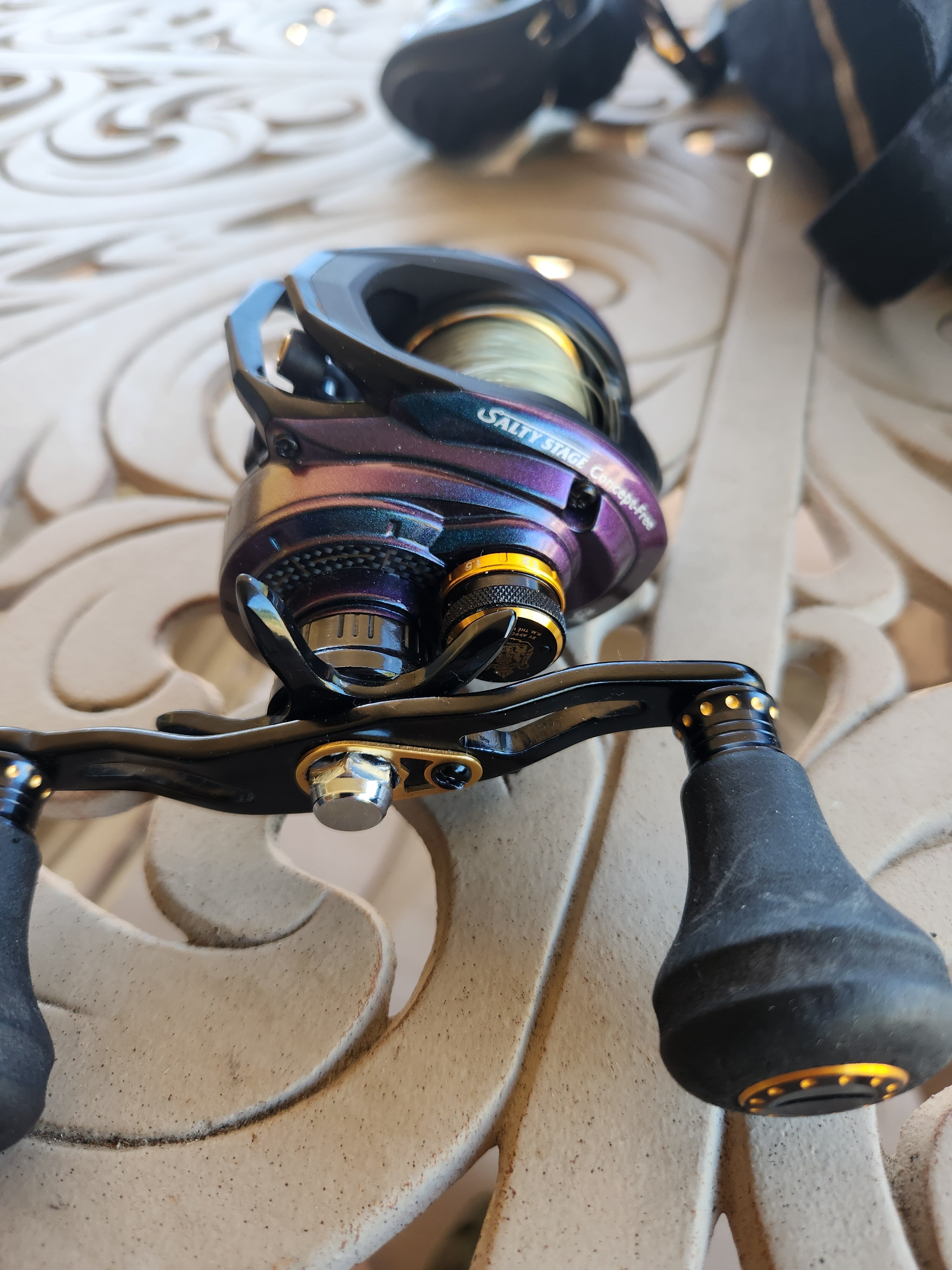 Abu Garcia jdm Salty Stage Concept Free (200size) - Black Market Abu Garcia jdm Salty Stage Concept Free (200size) - Black Market