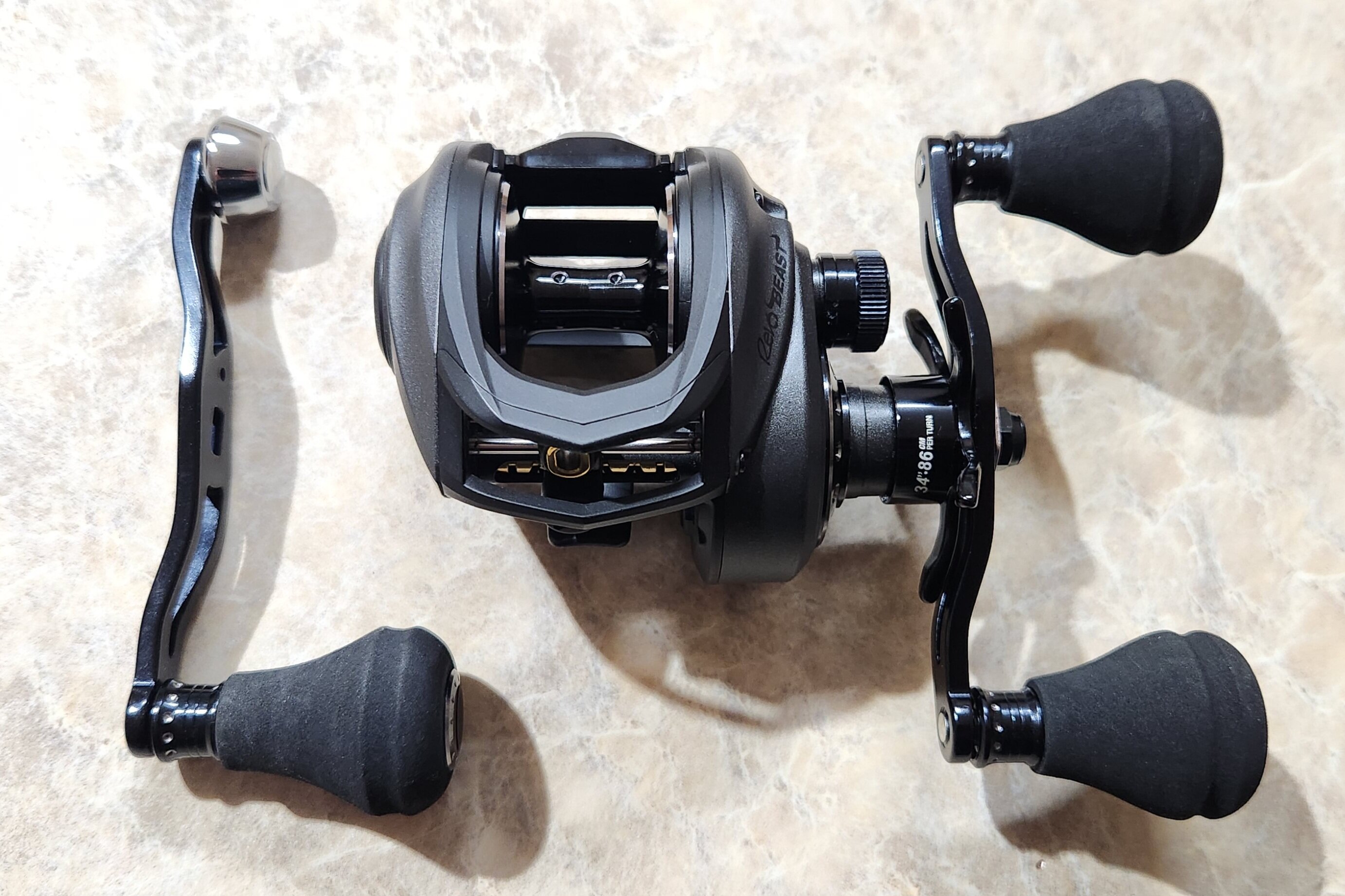 Abu Garcia Revo Beast 41 & Gomexus handle - Black Market