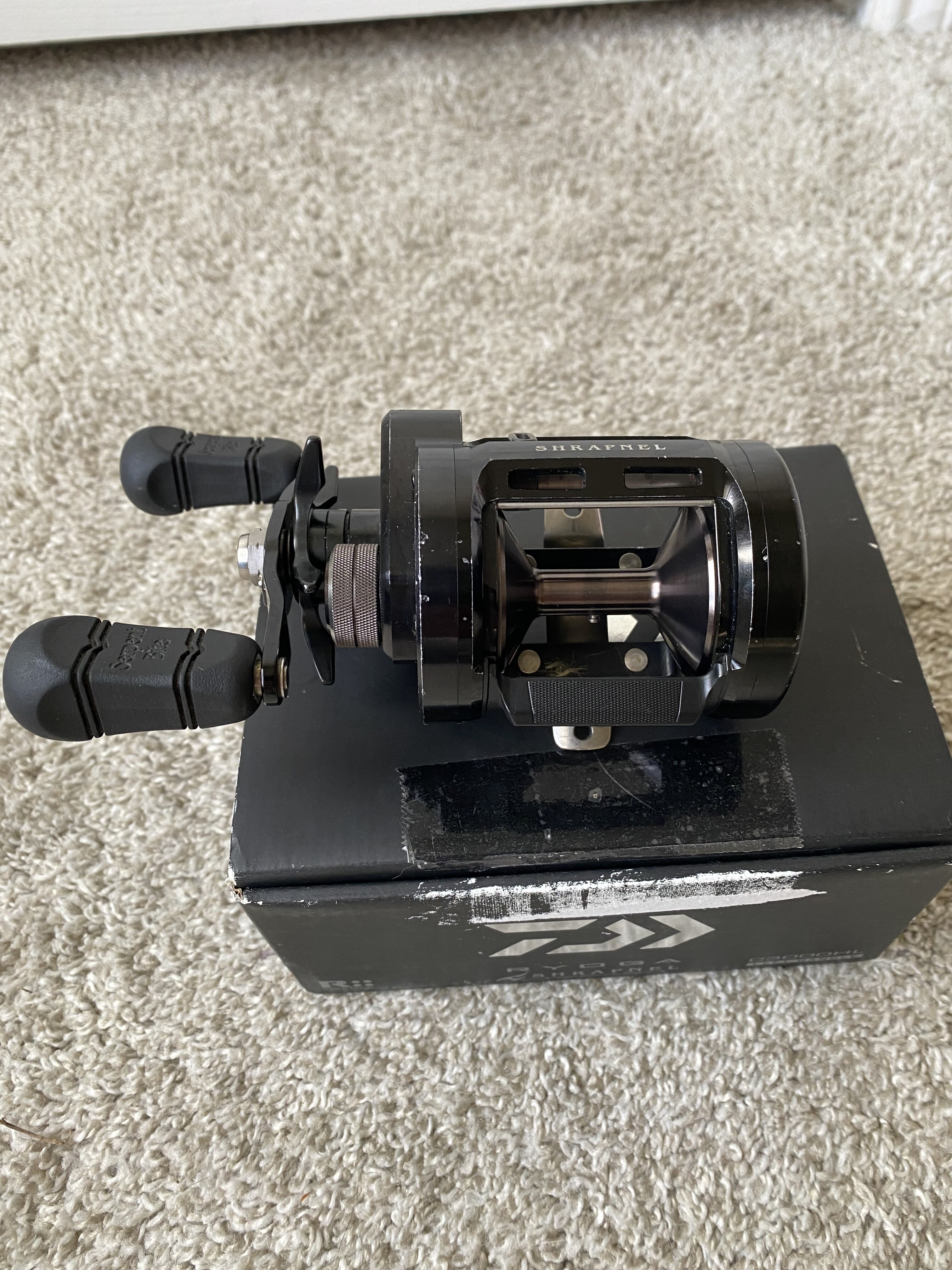 Daiwa Ryoga Shrapnel C3000HL - Black Market - Swimbait Underground