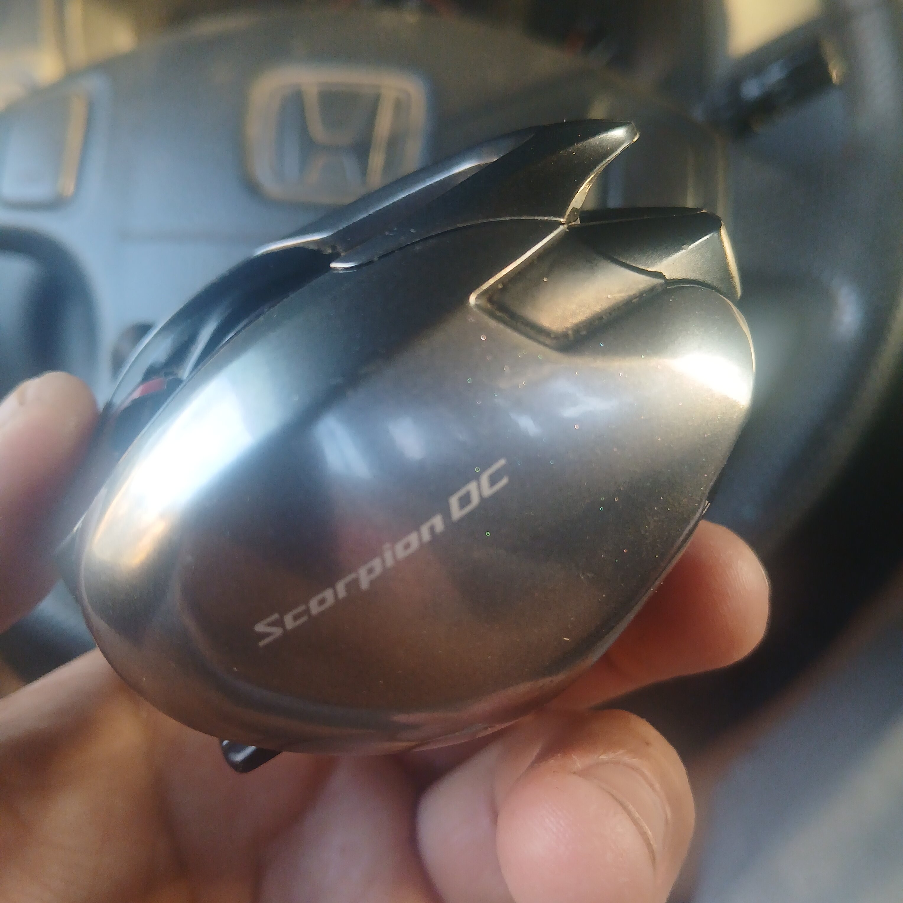 Shimano scorpion 151HG DC - Black Market - Swimbait Underground