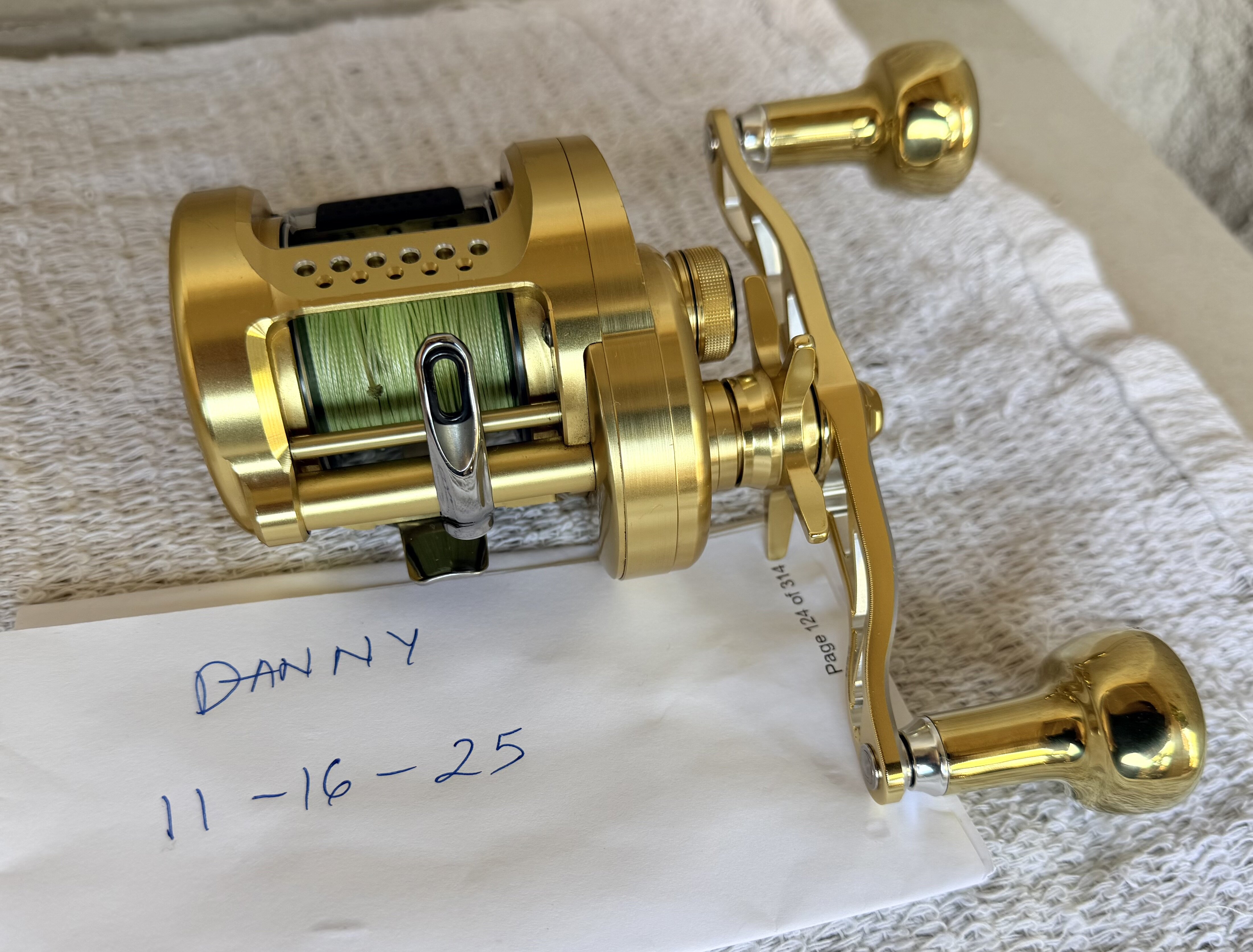 Shimano Calcutta conquest 401 - Black Market - Swimbait Underground