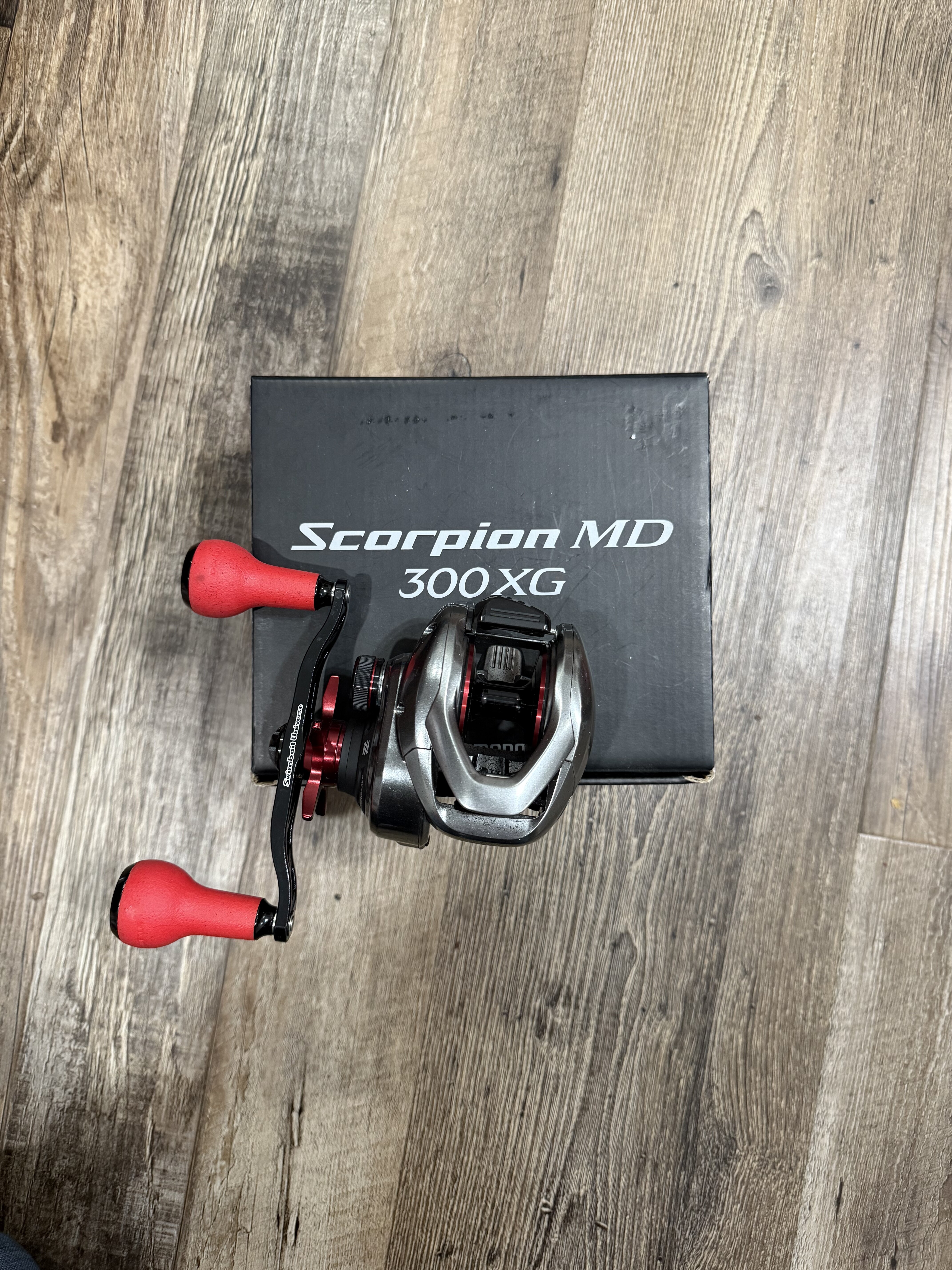 Shimano Scorpion MD 300 XG - Black Market - Swimbait Underground