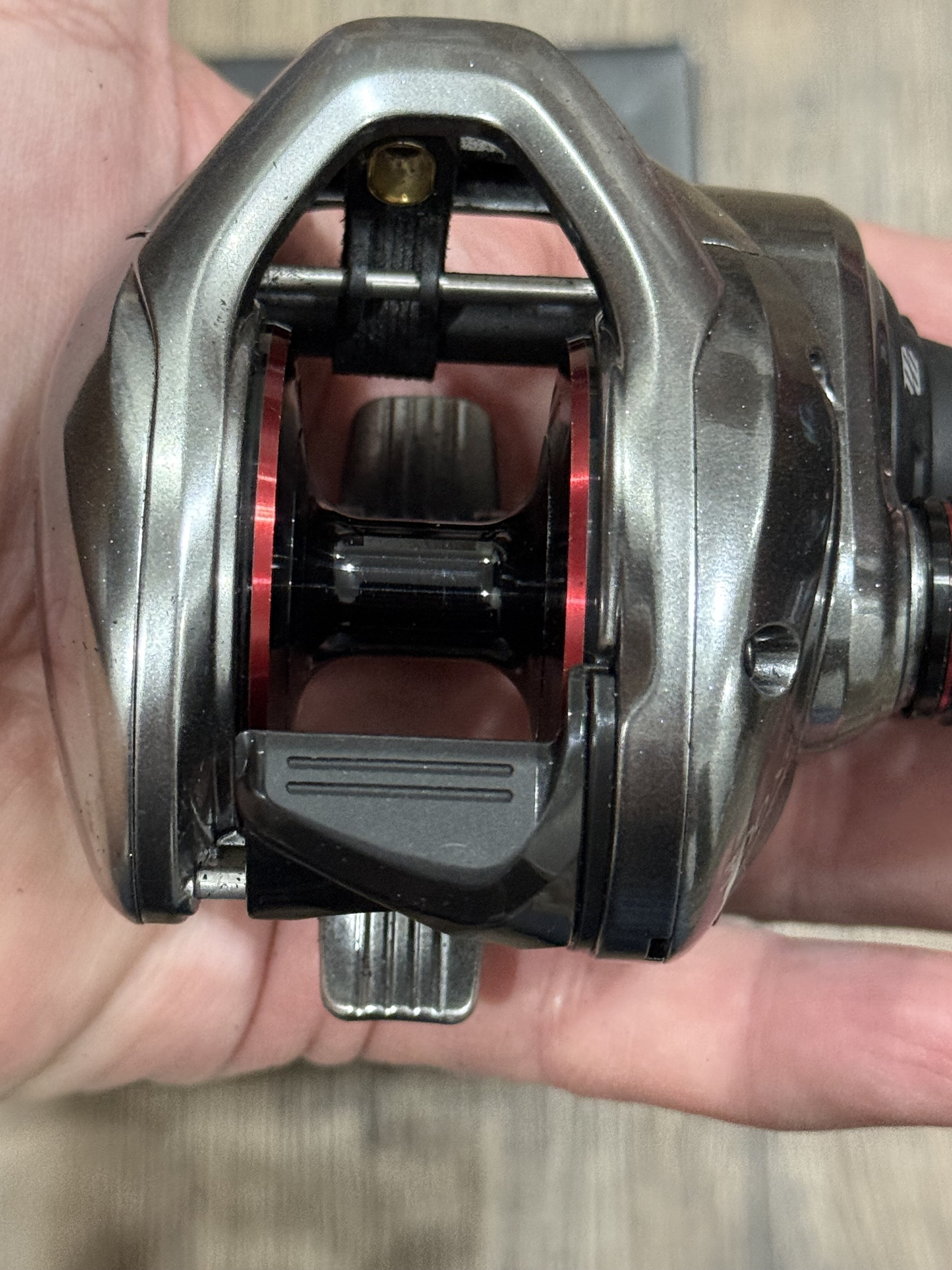 Shimano Scorpion MD 300 XG - Black Market - Swimbait Underground