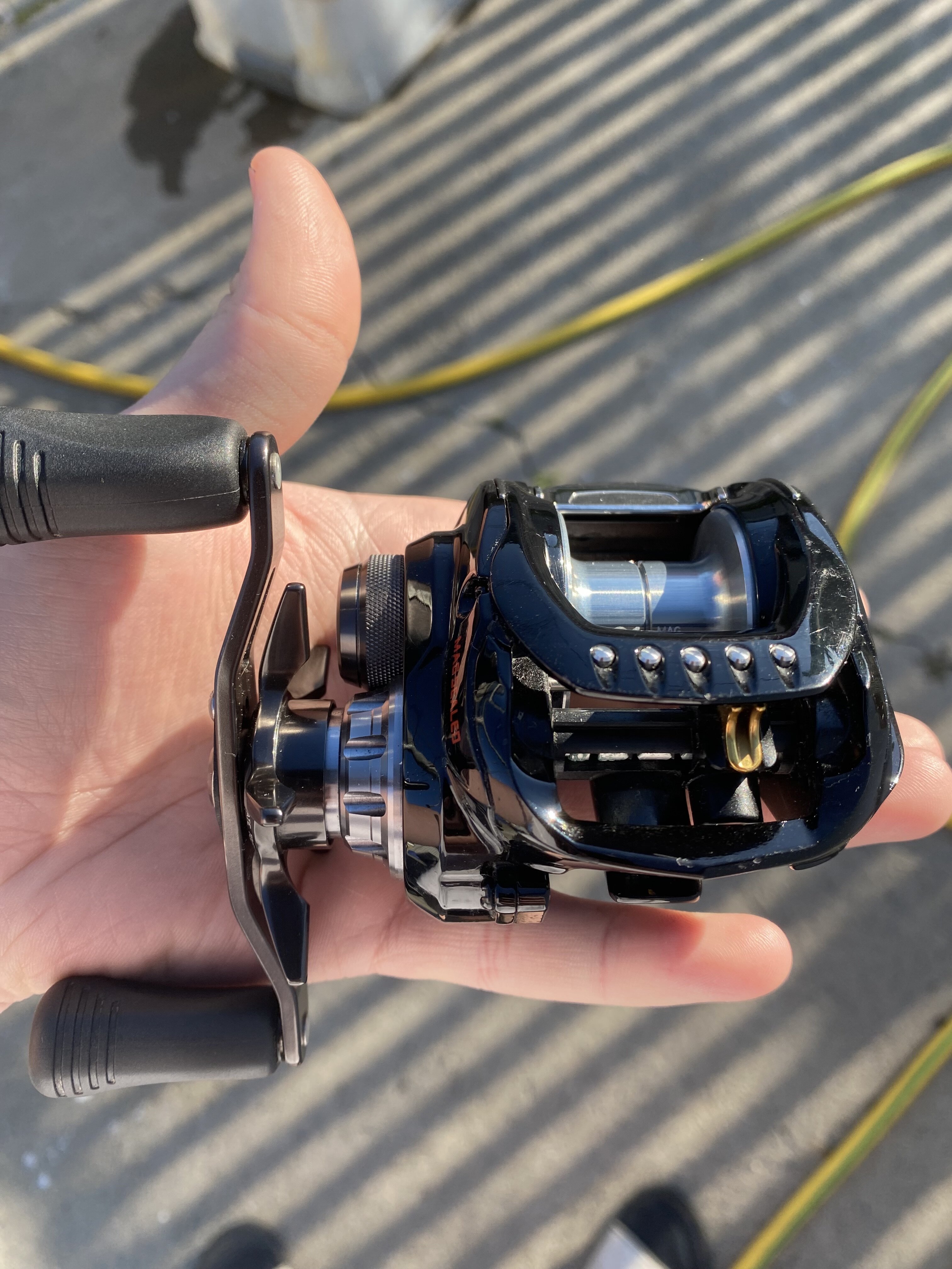 Daiwa zillion 1520 Tw Hd - Black Market - Swimbait Underground