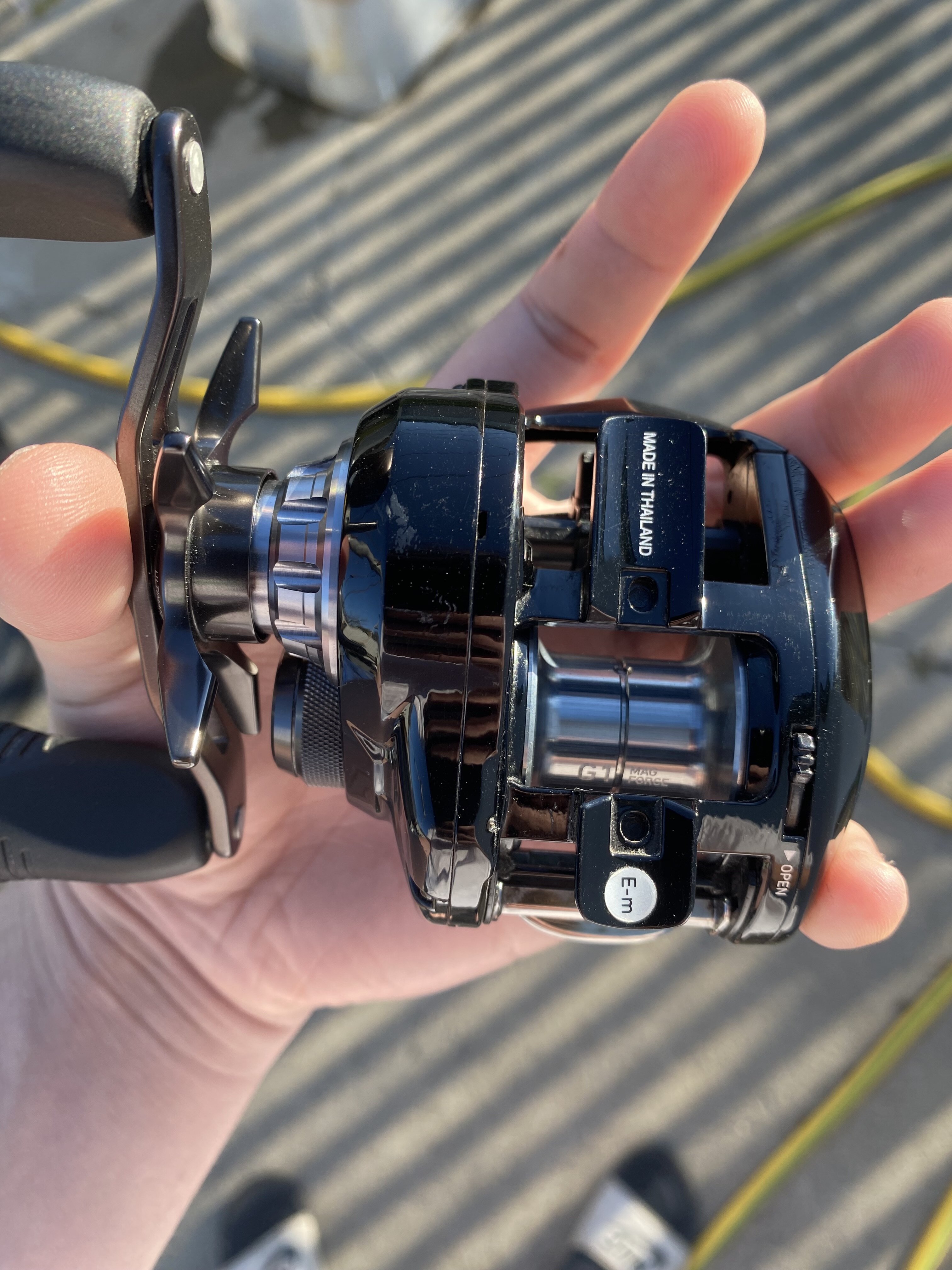 Daiwa zillion 1520 Tw Hd - Black Market - Swimbait Underground